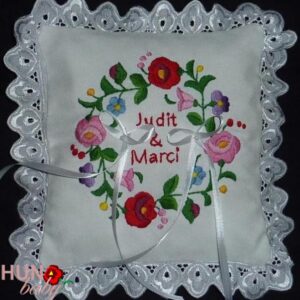 GYŰRŰPÁRNA Kalocsai monogramos 25x25cm