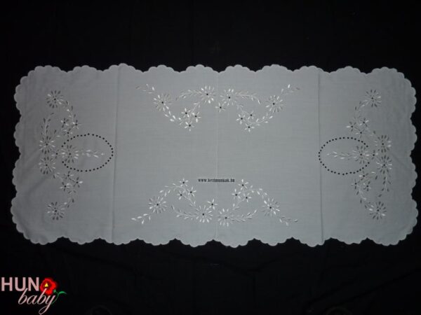 NAGYFUTÓ FEHÉR luggalt karádi minta 40x96 cm