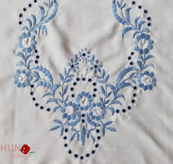 Hímzett terítő ókalocsai luggalt kék hímzéses 85x36 cm
