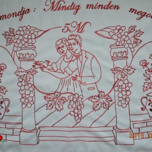 Egyedi szöveggel színnel kért falvédő