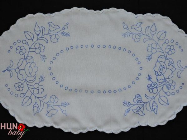 Előnyomott kalocsai Kisterítő - magyaros mintával - 40x25 cm - Emőke