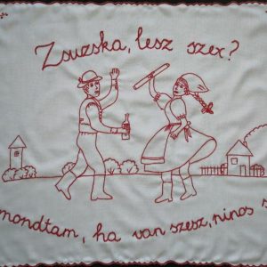Falvédő előnyomott szegett, Zsuzska lesz szex