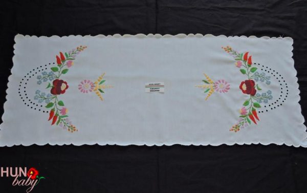 Hímzett terítő futó kalocsai luggalt 85x35 cm