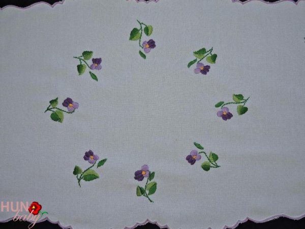 Hímzett terítő ibolyás futó 85x35 cm