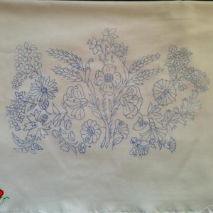 Párna előnyomott kalocsai fehér 58x45 cm