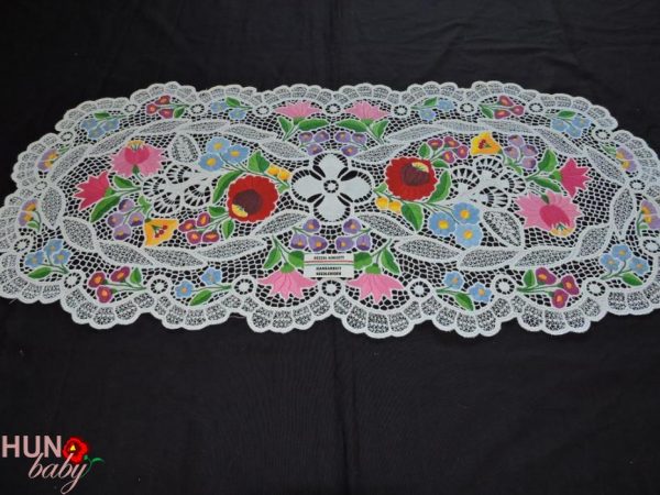 Riselt terítő kalocsai áttört 82x38 cm