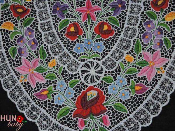 Riselt áttört kalocsai futó színes 80x50 cm