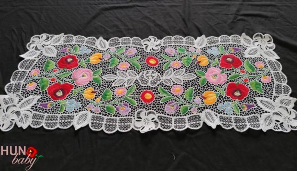 Riselt kalocsai terítő áttört 85x37 cm