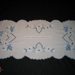 KÉK FUTÓ – margarétás mintával