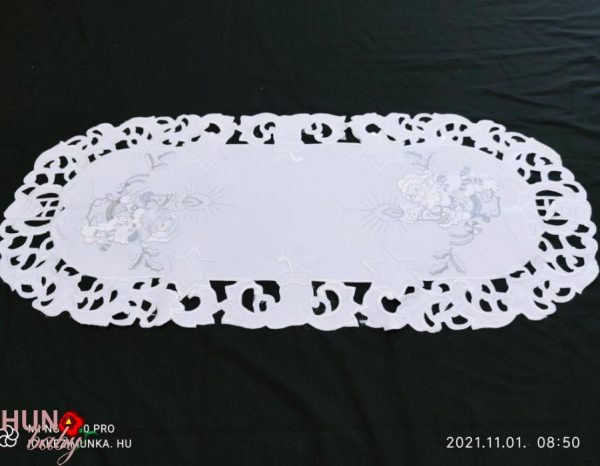 Karácsonyi terítő gépi fehér télapós macis 85x35 cm