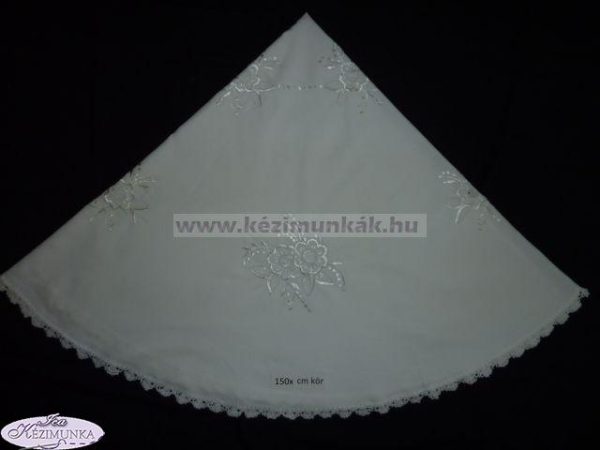 Hímzett terítő fehér,riselt 150cm