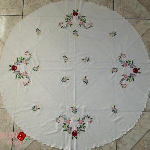 Előnyomott kalocsai nagyterítő kör szegett 150 cm