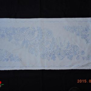 Előnyomott szegetlen kalocsai futó 78x36 cm