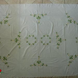 Előnyomott szegett margarettás nagyterítő 220x150 cm