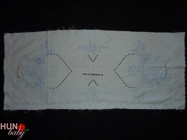 Előnyomott kalocsai terítő kör szegetlen 47 cm
