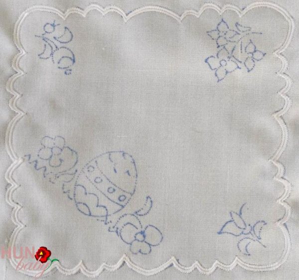 Előnyomott terítő szegett húsvéti 17x17 cm