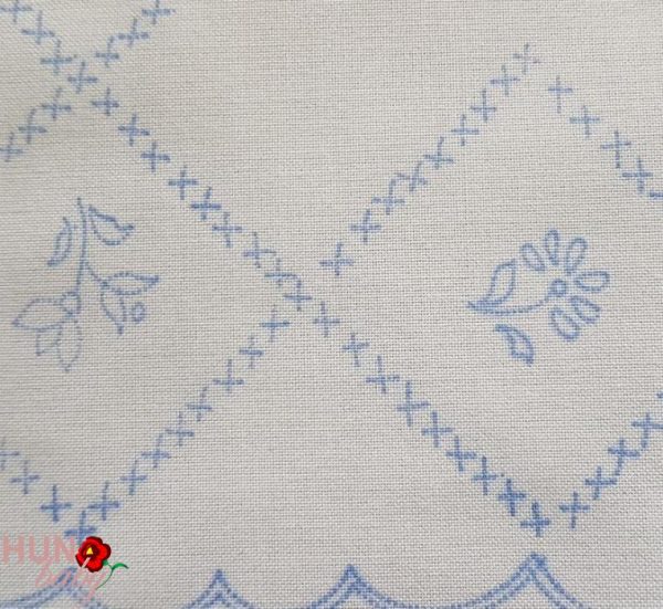 Keresztszemes előnyomott szegetlen fehér 25x25 cm