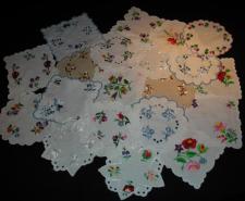 Előnyomott Kicsi és Közepes Terítők (11 cm - 60 cm)