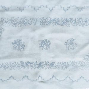 Előnyomott kalocsai terítő szegetlen 85x35 cm-4086-01