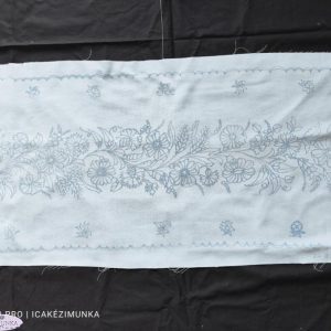 Előnyomott kalocsai terítő szegettlen 85x35cm-4089-01