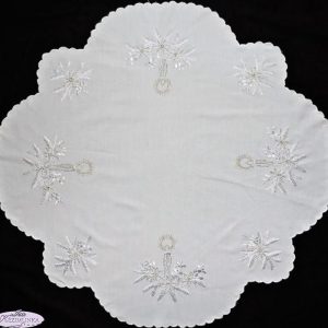 Karácsonyi terítő kör kézi fehér hímzéssel 85 cm