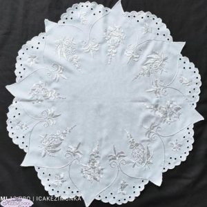 Hímzett terítő kalocsai kör 55 cm