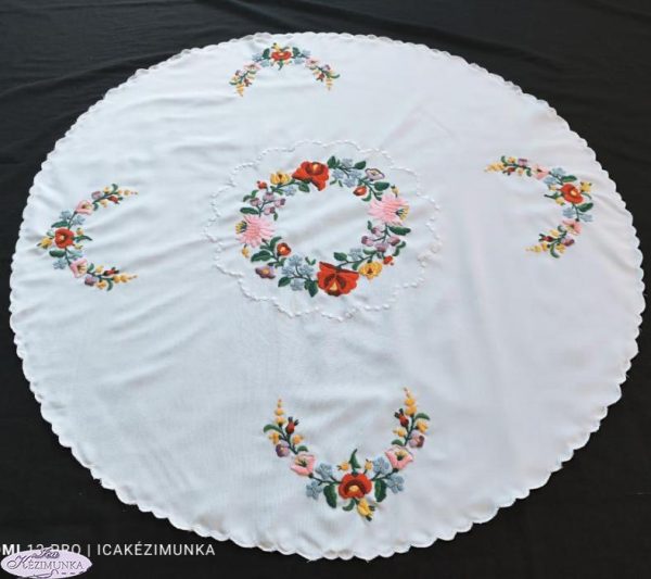Hímzett terítő kalocsai kör 85 cm