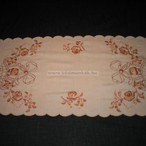 Terítő hímzett drapp kalocsai kosaras 85x35 cm