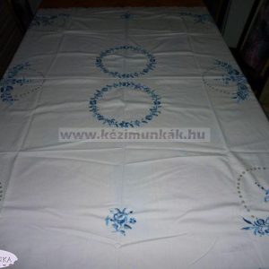 Hímzett nagyterítő kék 160x130cm