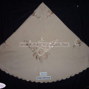 Hímzett terítő nagy kör drapp 150 cm
