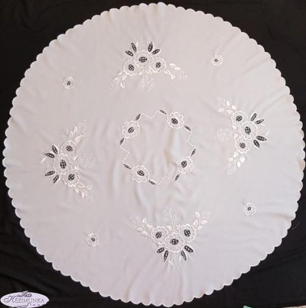 NAGYTERITŐ fehérrel hímzett kör 120cm