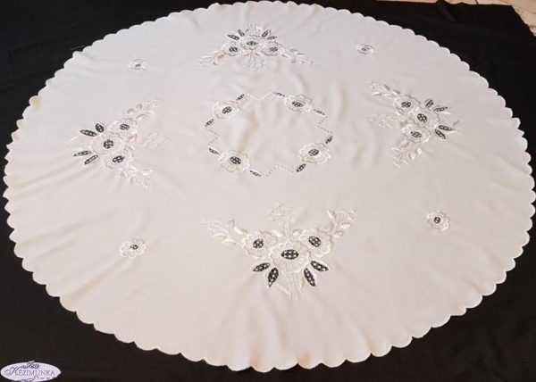 NAGYTERITŐ fehérrel hímzett kör 120cm